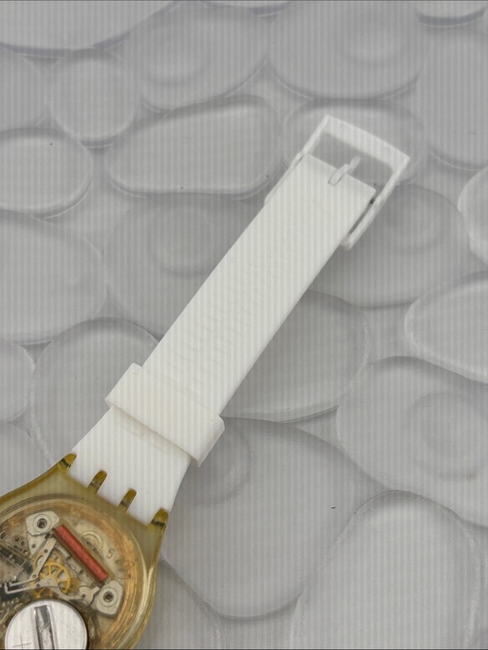 Swatch Watch - GE700 - CROISSANT CHAUD main image 6